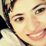 يسرا على